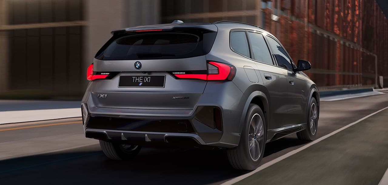 BMW iX1